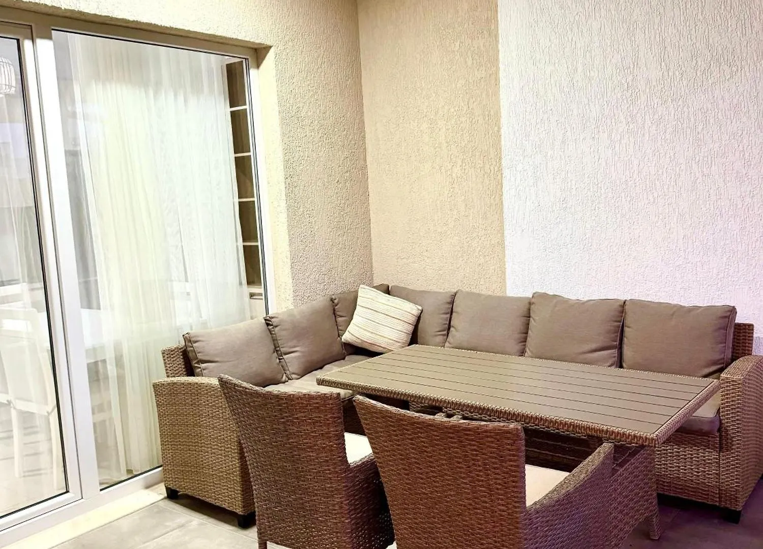 Berlin Family Villa Near Moevenpick Drač